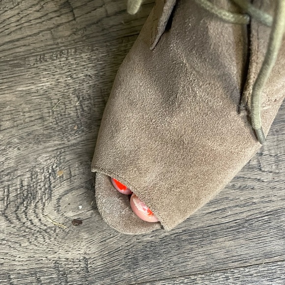 LOFT Suede Peep Toe Booties size 8 - Picture 10 of 10